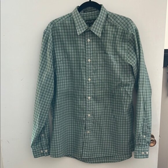 Eddie Bauer men’s wrinkle resistant classic fit Green Men's Shirt size large - Picture 1 of 9